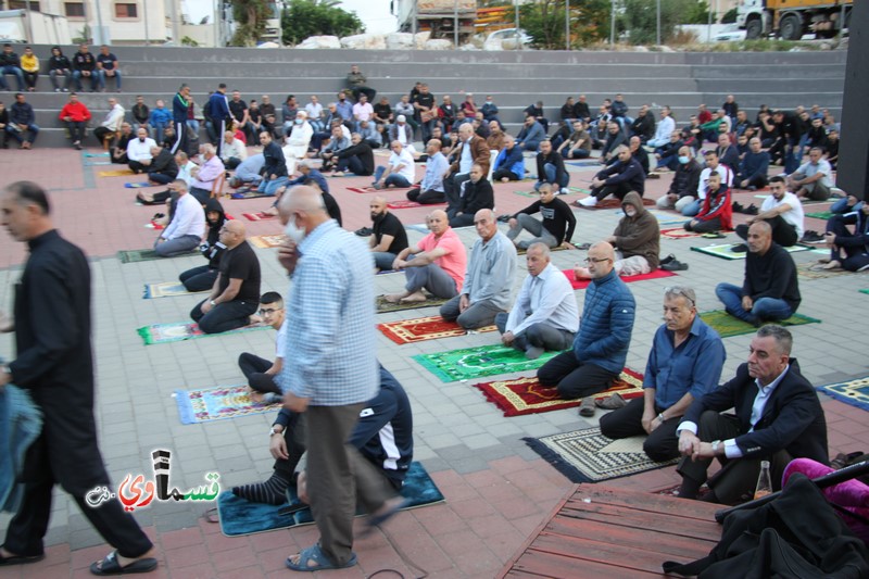 فيديو: شعائر  صلاة  وخطبة عيد الفطر  من مسجد صلاح الدين والشيخ اشرف عيسى يؤكد : حال مجتمعنا لا يُبشر بخير ... العنف والجريمة احتلا عقول شبابنا لبعدهم عن دينهم       